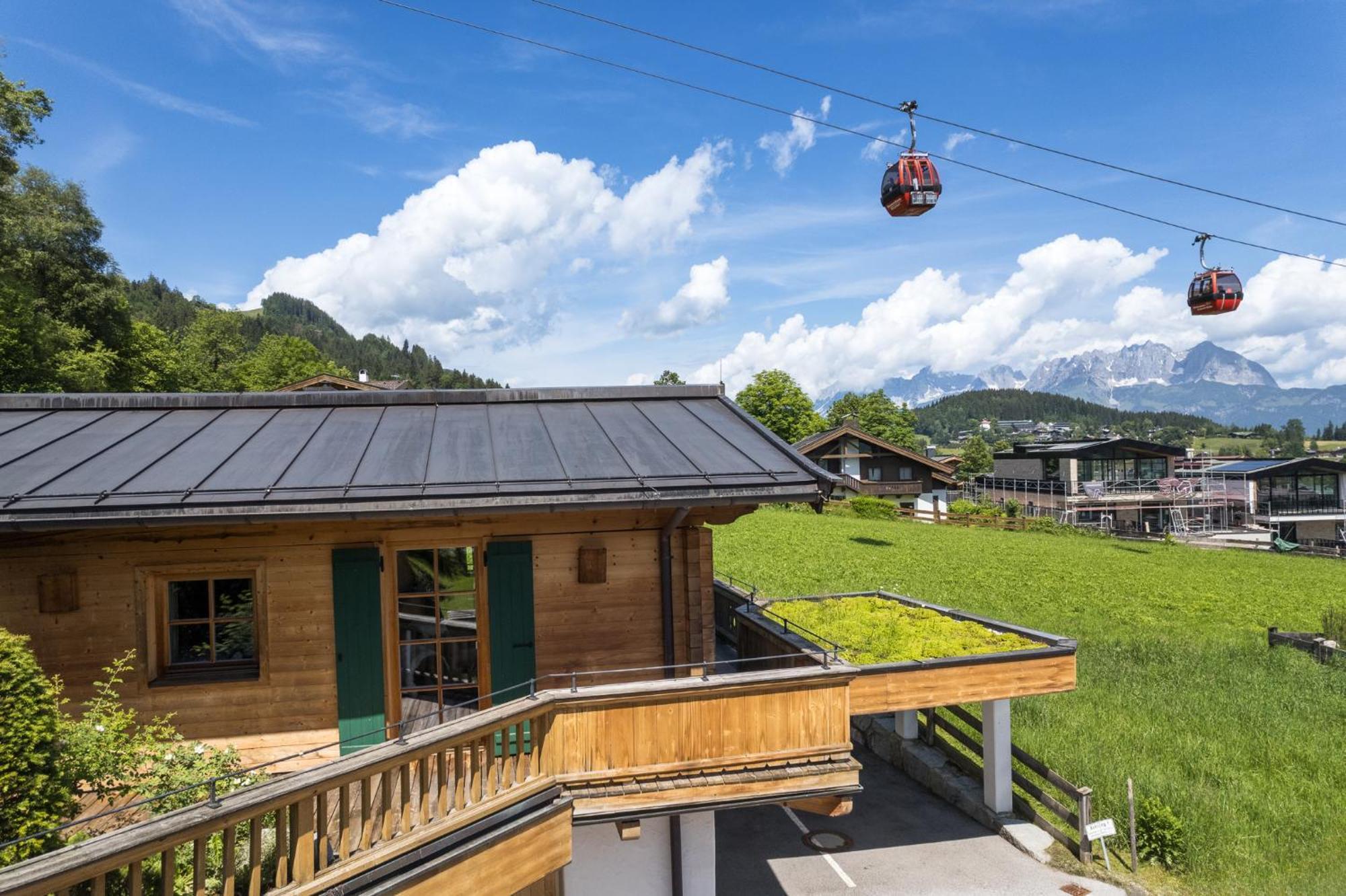 Ski-in-ski-out Asten By Alpine Host Helpers Apartment Kitzbuhel
